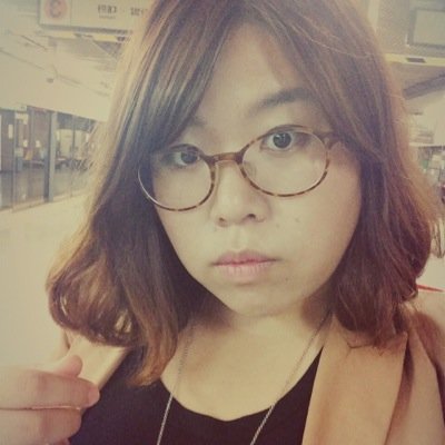 시각디자인/그래픽디자인/마케팅/화장품/제품개발/VMD/브랜딩/열심히 일하는 현대여성/윤상 토이 세대/여행가고싶다..