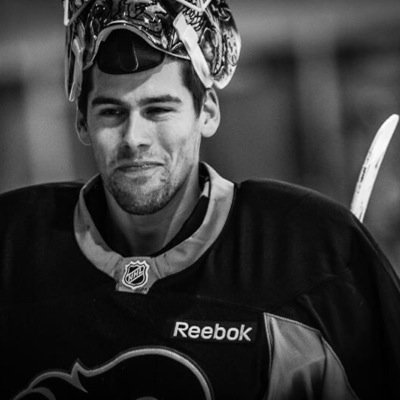 Professional hockey player from Turku, Finland. Husband. Soccer fan. Dog owner.