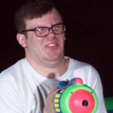 i liek buflo chiken an fukin ur bich - Parody account for my best friend Jonny Allen