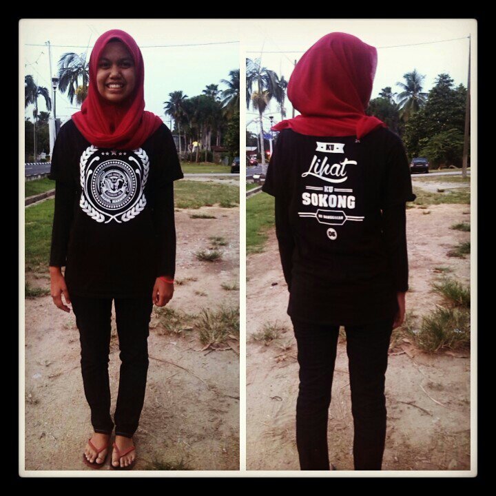 17 SPM • Dgn nama Yg Maha Esa maafkan aku , aku terlena • Bad Speller • Pahang & Malaysia football loyal fans• Lokalah • Family • Friends ♥
