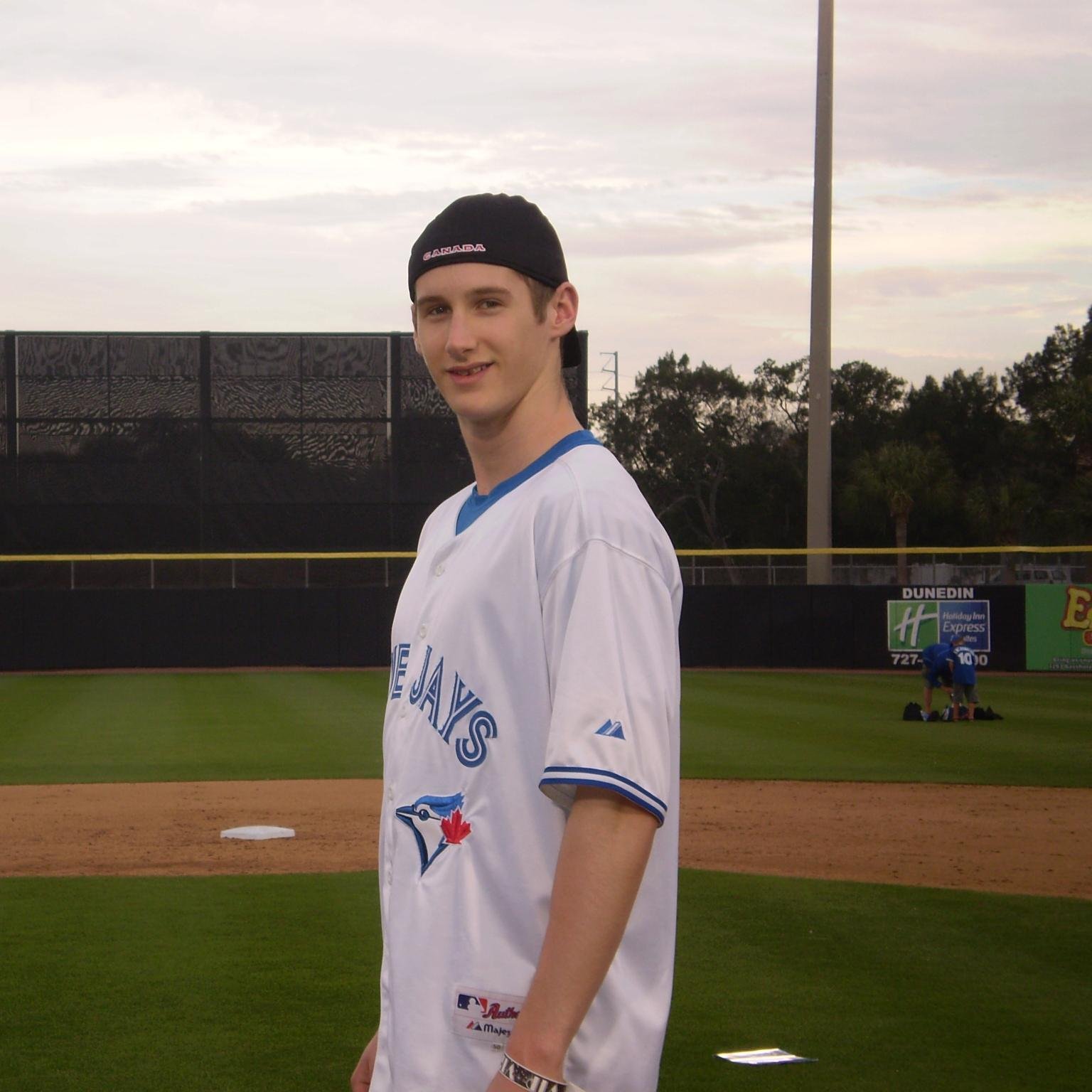 macmrrtt's profile picture. 