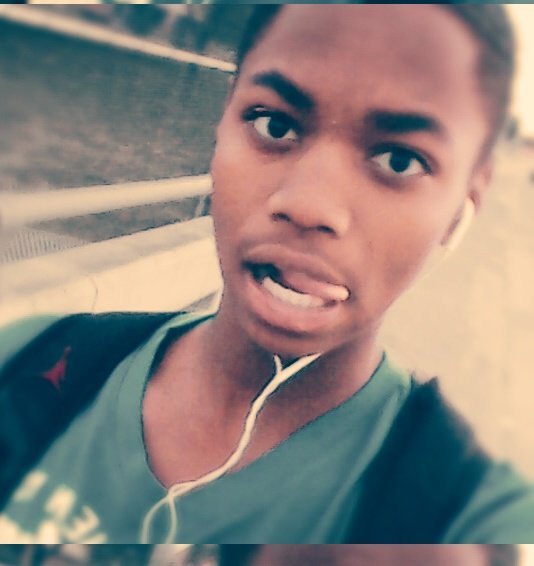 lilveto101's profile picture. silly,wierd,fun  /track&crosscountry /sophmore