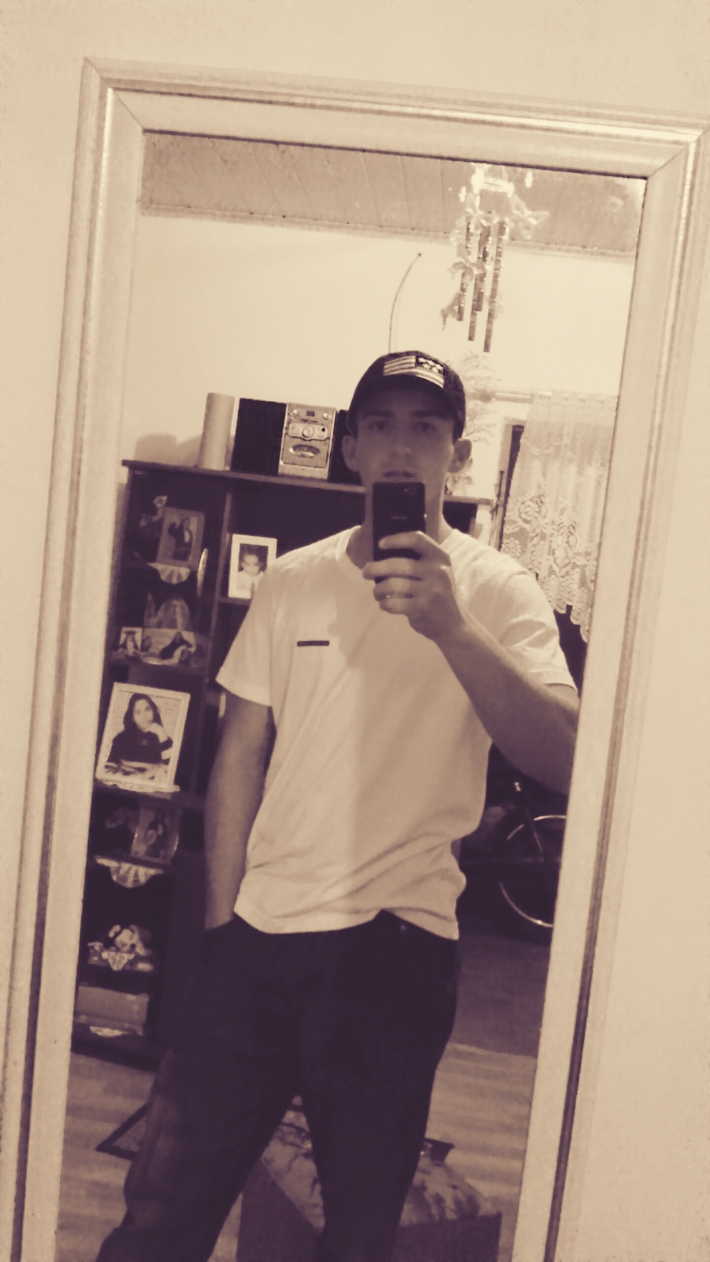 lenonsjn's profile picture. 