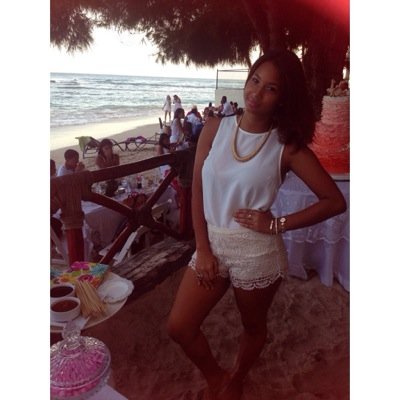 NicoleLMendez's profile picture. From NY to the tropics❤️~ig&sc;nicolemlopezm