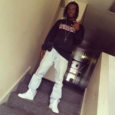 Music artist from Colorado. I am what I am and what I'm not I'll never be so either u fux wit me or get the fux of my page #Y.A.orNoway #9Hun-cho #MOBBGVNG