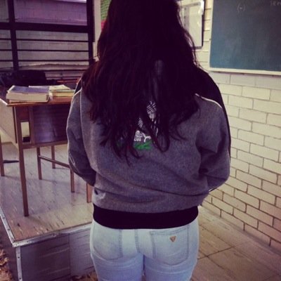Solo sigo a chicas, soy lesbiana tengo 20 Mexico no doy datos personales. Otra cuenta: @Lesbiana_hotii