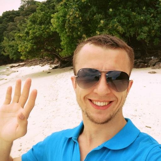 Душою богат, силен мозгами и самодостаточен. Занимаюсь саморазвитием, реализую себя, помогаю людям  раскрутить их собственный бизнес.