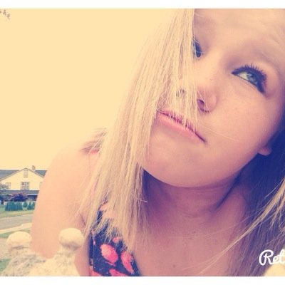 jacob whitesides is my lyfe 13 years old i follow back kik is llyons124