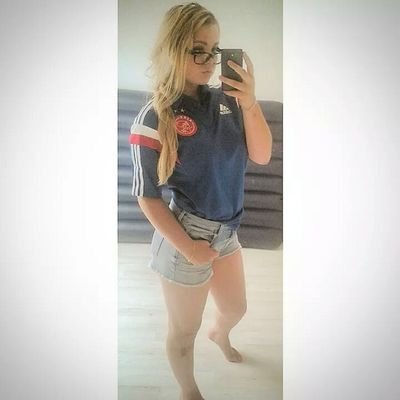 instagram/snapchat ; x_sannex