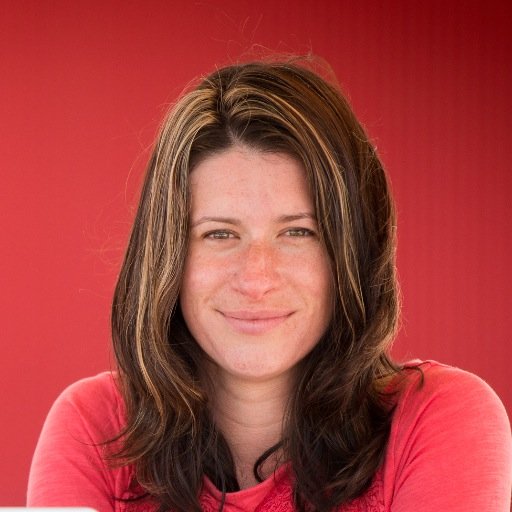 Forty something, working mom with a passion for good wine, nature, exceptional food, travel and most of all my friends and family.