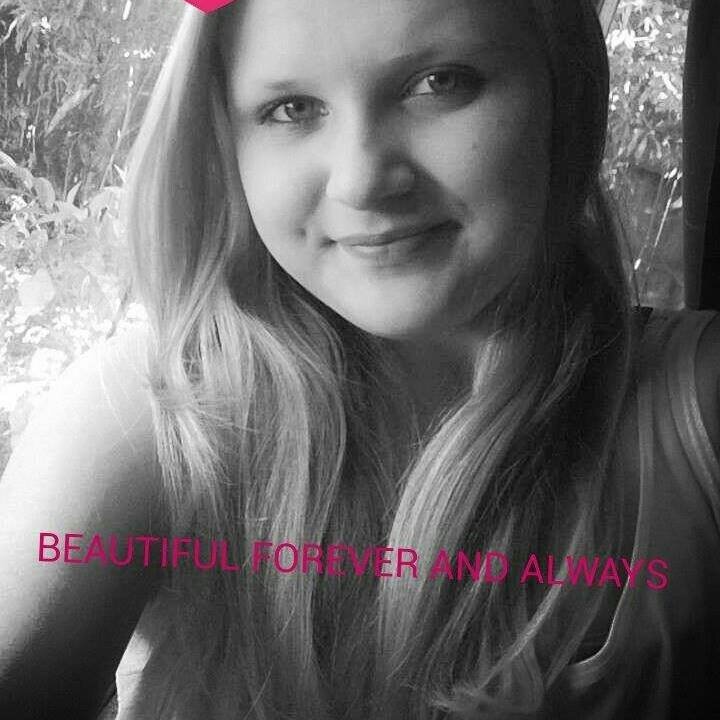Hi I'm raven I'm 13 and live in Redding California I love to do sports and gymnastics and I love magcon......Oh don't forget to always smile cause you perfect