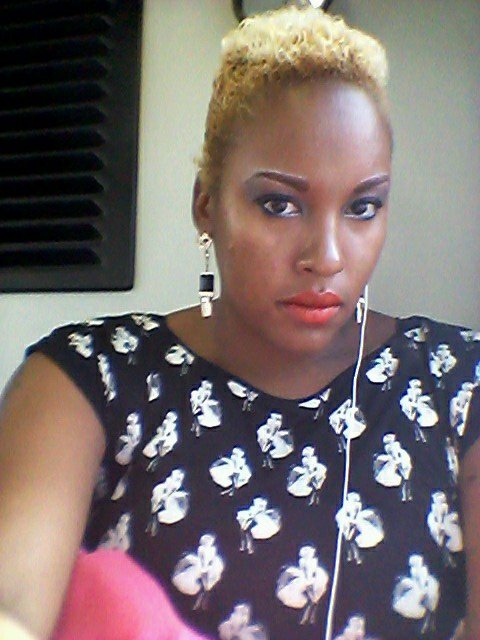 INDEPENDENT MUSIC ARTIST...on my grind heavy looking to push forward in my career
