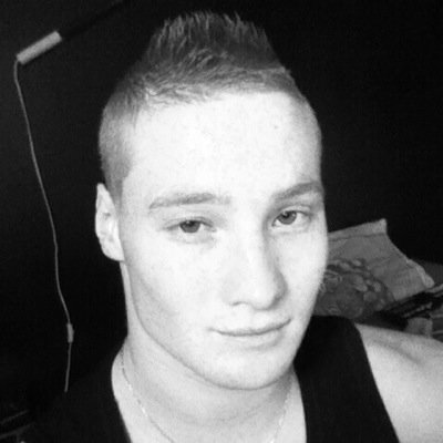 LvLThomas's profile picture. 