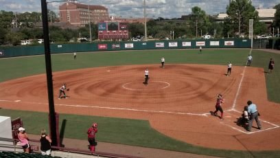 TLHMerchants_99's profile picture. This twitter account is managed by a parent, not a player.