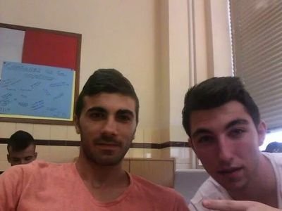 viicttoor08's profile picture. A mi lado o lejos de mi , siempre quiero verte feliz