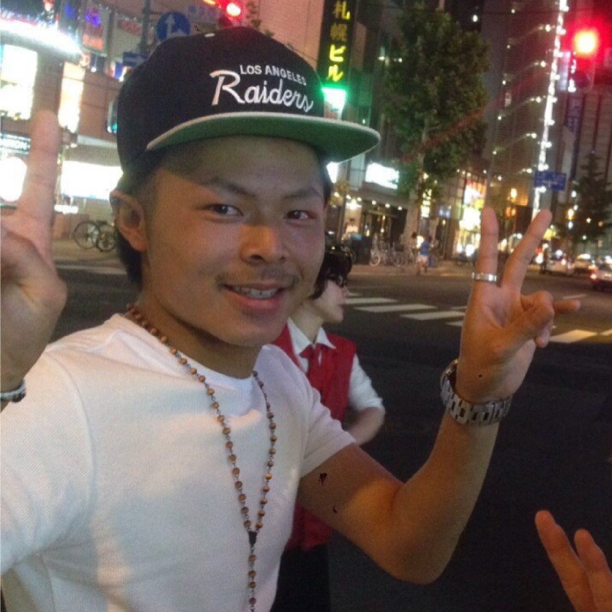 神奈川県の田舎に住んでます。趣味は音楽鑑賞！！洋楽のHIPHOPを聴きまくってます。あと服も大好きです。よろしく！？！