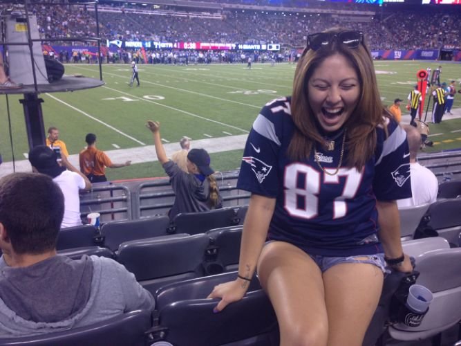 Soft spoken w/ a wild side 

RIP @OhSantii 678❤ iloveyou 

 #BrooklynNets #PatsNation