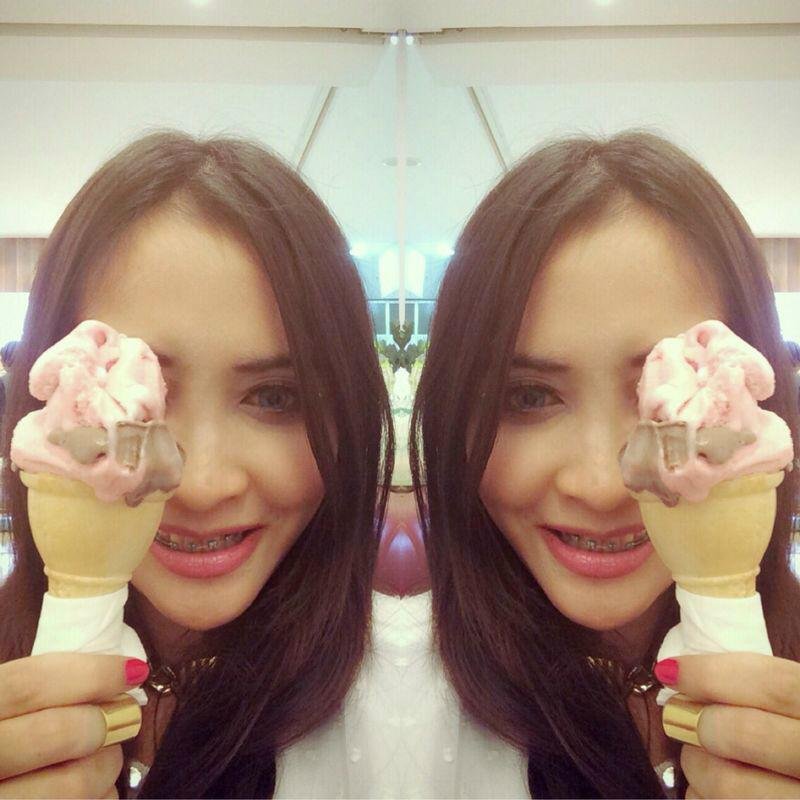 nilalibel's profile picture. •Home is where d'beach •star•surf•Dive•traveller •photograph •OnPiece•flowers •@INDOBARCELONA•@jhonnydepp 

♊• ig : nilalibel