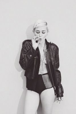 smiler
para siempre
miley cyrus reina