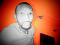 Music Guru, Quietly Exceptional, Soccer Addict: Red Devil Fan, Like to weigh out my options. Funny atimes...Annoying sometimes, a bit of a Blue-Black