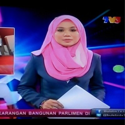 - wife to irfan fazail -