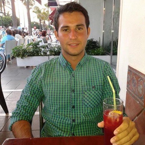 Asturiano. Jugador del Makavi y seguidor del Real Madrid, enamorado de @TamaraPalsan8 !!