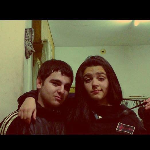 Bueno, ¿querés saber quién soy? bien ! yo intenté eso durante 15 años y vos en 15 segundos lo lograste. Felicitaciones, soy Camila y si lees todo dame algo .