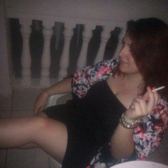 marialandd's profile picture. “Beauty, to me, is about being comfortable in your own skin. That, or a kick-ass red lipstick.” 
― Gwyneth Paltrow... For makeup and lifestyle tips