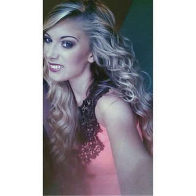 22 years young.Forgiven.Bama.Free Spirit.Hopeless Romantic♡.Grinch Lover.Living Testimony.Sappy Movie Watcher.Aunt Lolly.Braves.Mexican Food Addict.Jesus Freak.