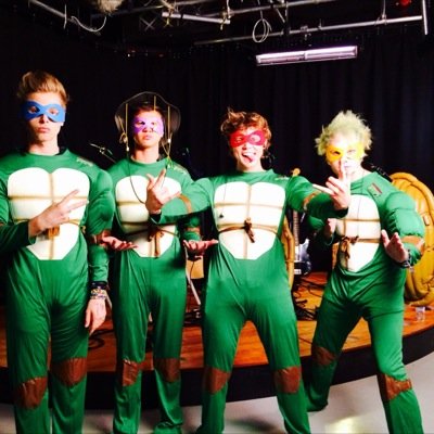 Follow @crazyboybalal if you want 5SOS to follow you! They DM 5SOS using their personal accounts. Easier way of 5SOS following you! Goodluck