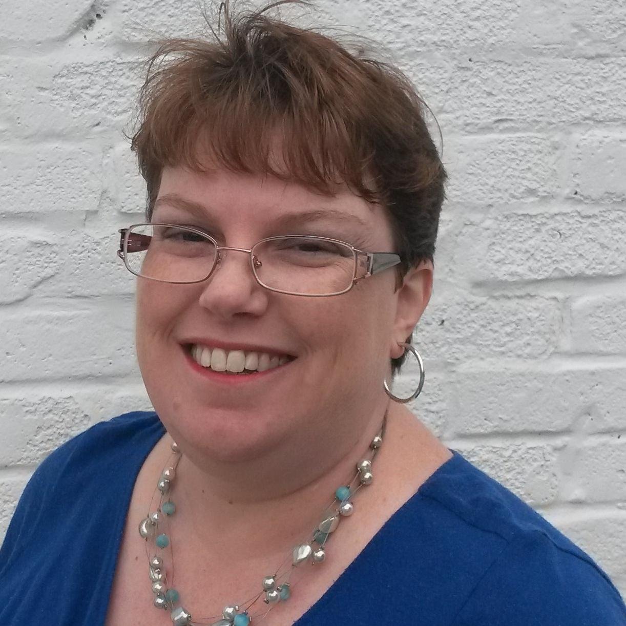 I'm Jen owner of College Path Advising. We help families find the right college & navigate the college application procecess.