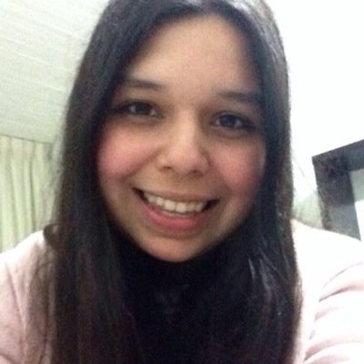 Poco más de metro y medio de puro sinsentido. Fan de Michael Jackson. Estudiante de Obstetricia y Puericultura #UdeC.