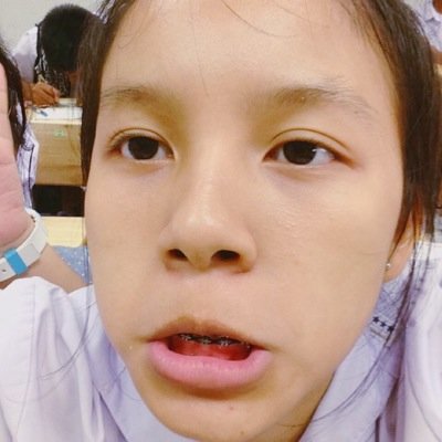 Hi guyyy✨ My nickname ☁︎NANNY☁︎ ✌️Study Ratwinit bangkaeo School ♡40 15 y #1999 I'm SONE 소뎌시대 ☺️