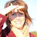 Jane Langton 2 - @ajuicylife - Twitter