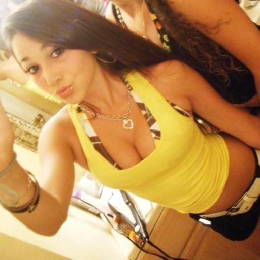 Hot body 18 + http://t.co/7wqsHKunmG