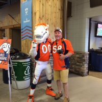 Dean Johnson (@broncoorange) Twitter profile photo