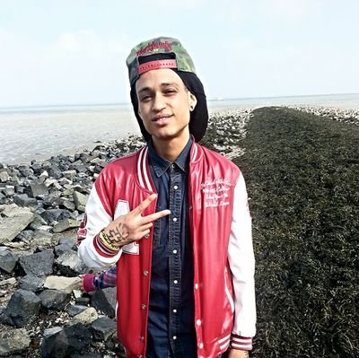 | Rapper | Realist | I have a dream |