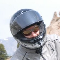 Bankfachexperte und Wirtschaftsprüfer / SUPer, Langläufer, Chopperfahrer, Geniesser und 3-fach ge-💉💉💉