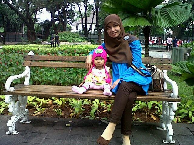 ♥30 Oct 2011♥ @oedin_dzeko's wife . Love Mahareya Savana ♥ enjoy the incredible journey