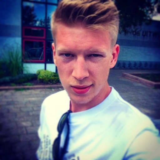 Producent LionBull Media Productions. 
Freelance Cameraman, Geluidsman, Camera-assistent, Assistentie.