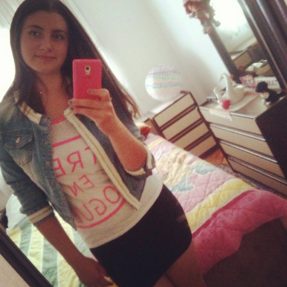 tasakika222's profile picture. 