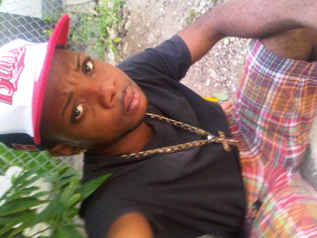am a easy going person love playing domino,partying ..etc..