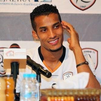 لا إشبه أحد ، أعيش على كميه هائله من الثقة ، وبمزاجئ انحني لمن أريد ..♡' #الشباب