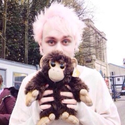 Gifs of Michael Clifford
