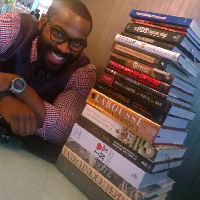 therossbarr's profile picture. I like long walks on the beach while drinking a negroni.