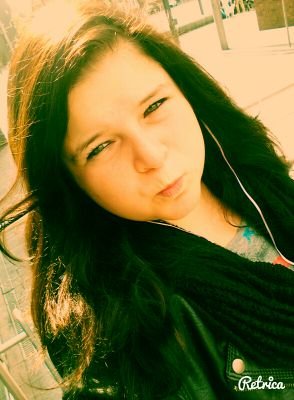 laura, 16, Germany