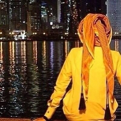 گل مَ أكتبه لايعني واقعي ،
( أقتبس مَ يروق لي ) ..