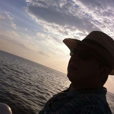 MigAlv85's profile picture. Licenciado y apasionado por la música