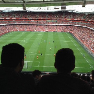 Arsenal fan mhicki aubaaaa