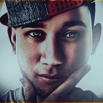 Joven de  / 22 años / cantante / compositor . Contacto : Neozflow.officialbooking@gmail.com http://t.co/6s4YbZUp7g